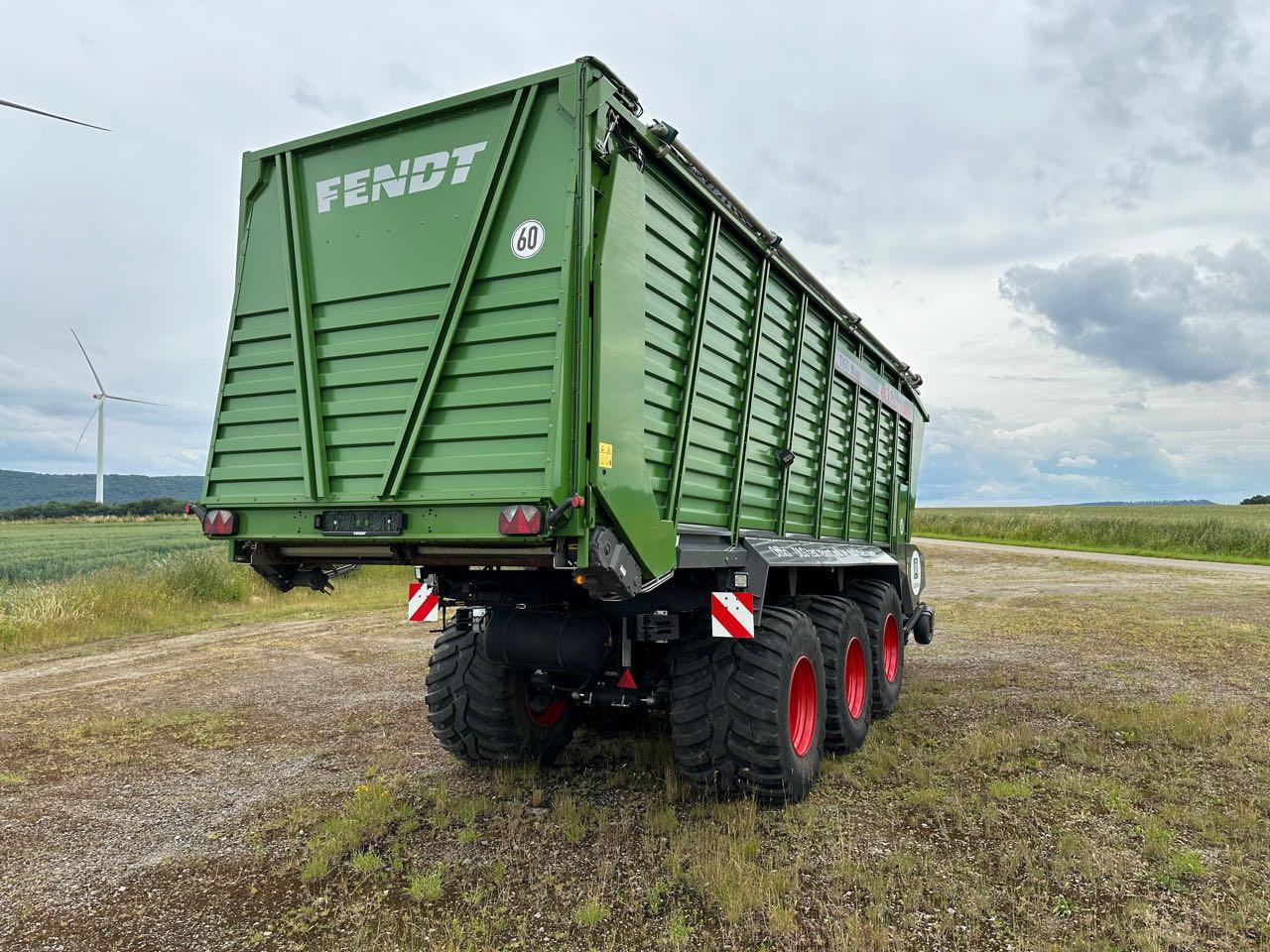 Fendt TIGO 90 XR D - Ladewagen - Самозавантажувальний причіп: фото 5 Fendt TIGO 90 XR D - Ladewagen - Самозавантажувальний причіп: фото 5