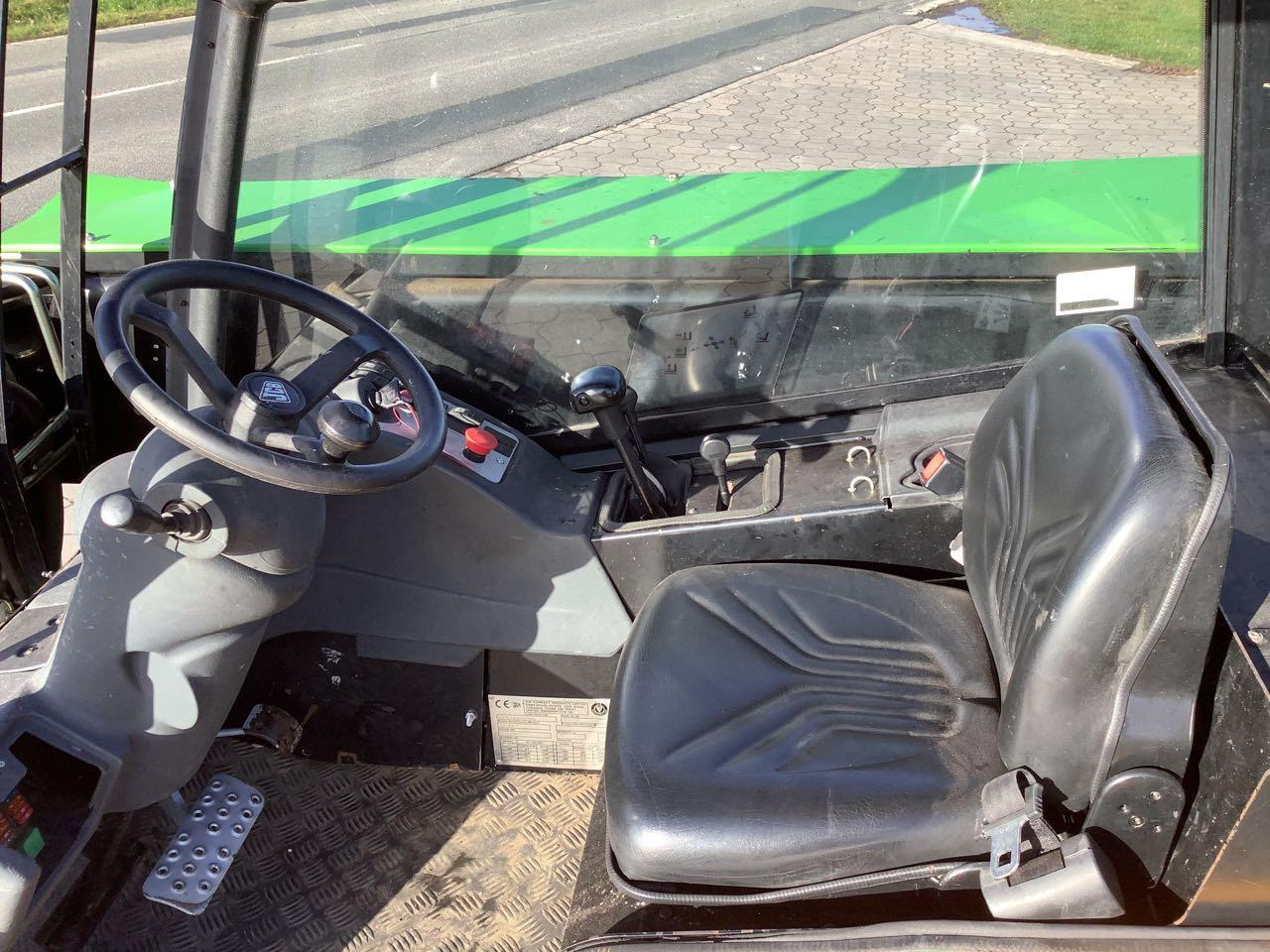 JCB Teletruk TLT 30 D - Навантажувач телескопічний: фото 5 JCB Teletruk TLT 30 D - Навантажувач телескопічний: фото 5