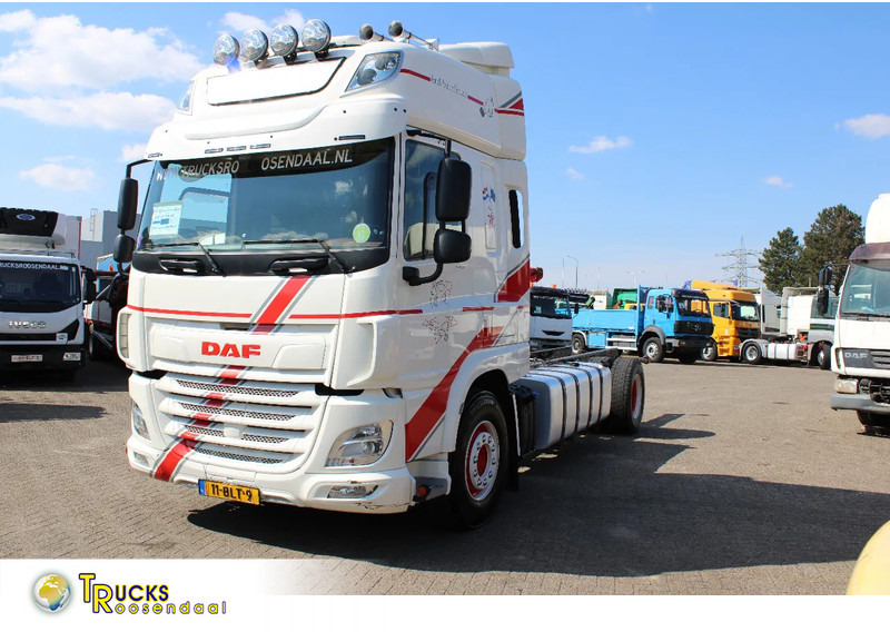 DAF CF 370 + euro 6 + ssc + full option - Вантажівка шасі: фото 1 DAF CF 370 + euro 6 + ssc + full option - Вантажівка шасі: фото 1