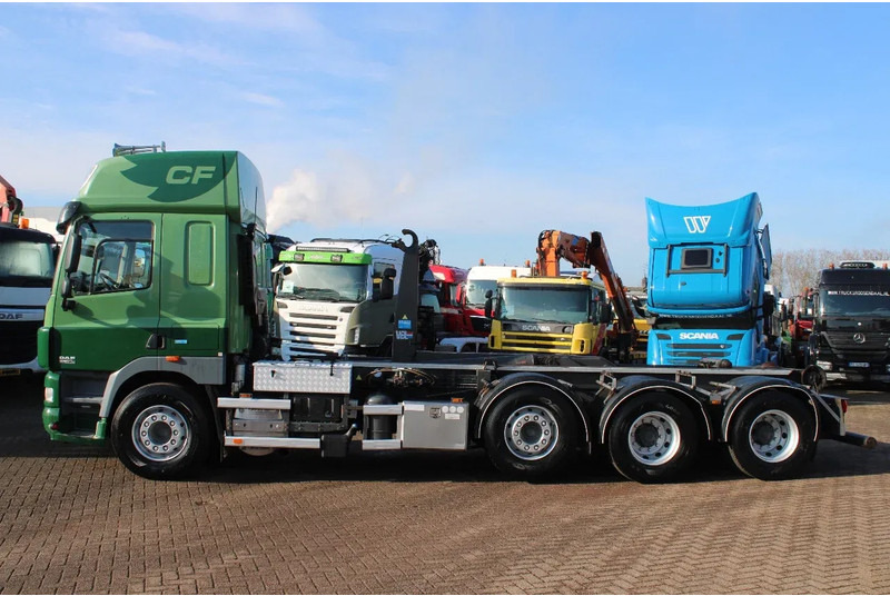 DAF CF 85.460 8X4 + 30 TON VDL hook + euro 5 - Гаковий мультиліфт вантажівка: фото 4 DAF CF 85.460 8X4 + 30 TON VDL hook + euro 5 - Гаковий мультиліфт вантажівка: фото 4