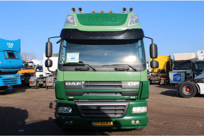 DAF CF 85.460 8X4 + 30 TON VDL hook + euro 5 - Гаковий мультиліфт вантажівка: фото 2 DAF CF 85.460 8X4 + 30 TON VDL hook + euro 5 - Гаковий мультиліфт вантажівка: фото 2