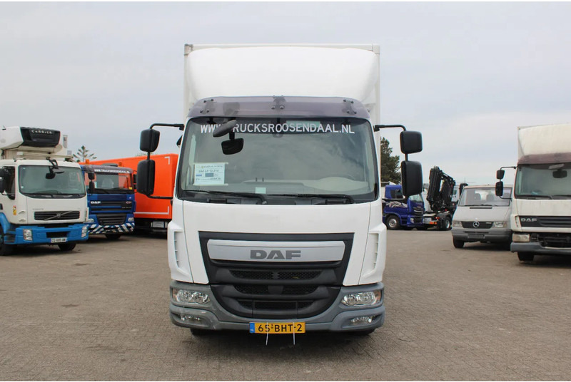 Вантажівка з закритим кузовом DAF LF 210 + euro 6 + lift + 12T + 3P: фото 7