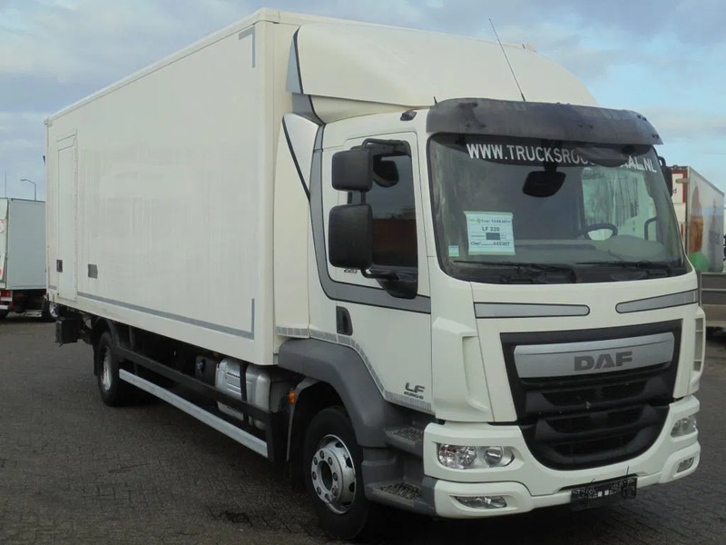 DAF LF 220 + Euro 6 + Dhollandia Lift+16 tons + Discounted from 31.950,- - Вантажівка з закритим кузовом: фото 3 DAF LF 220 + Euro 6 + Dhollandia Lift+16 tons + Discounted from 31.950,- - Вантажівка з закритим кузовом: фото 3