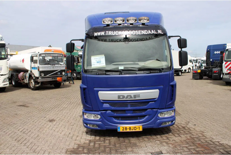 DAF LF 230 + EURO 6 - Для перевезення худоби вантажівка: фото 2 DAF LF 230 + EURO 6 - Для перевезення худоби вантажівка: фото 2