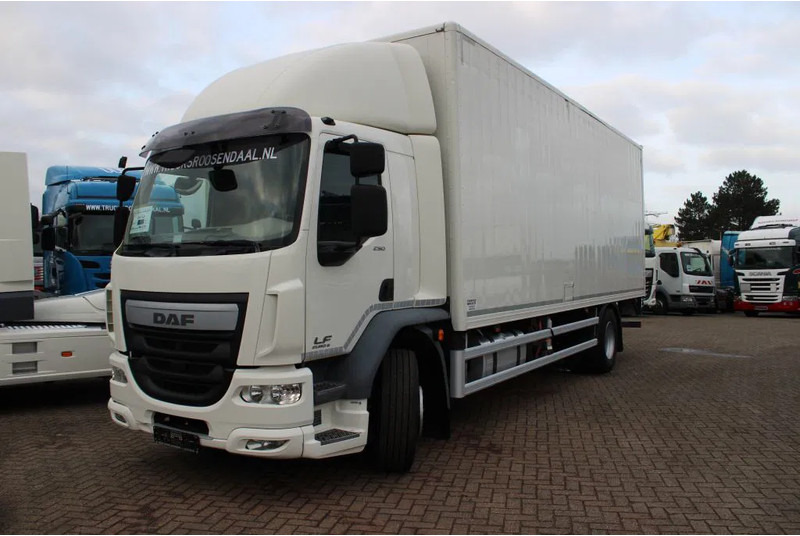 DAF LF 250 + euro 6 + 19T - Вантажівка з закритим кузовом: фото 2 DAF LF 250 + euro 6 + 19T - Вантажівка з закритим кузовом: фото 2