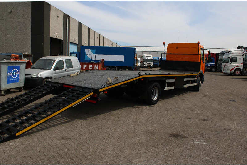 DAF LF 55.220 + HYDROLIC RAMPS + MANUAL - Автовоз вантажівка: фото 3 DAF LF 55.220 + HYDROLIC RAMPS + MANUAL - Автовоз вантажівка: фото 3