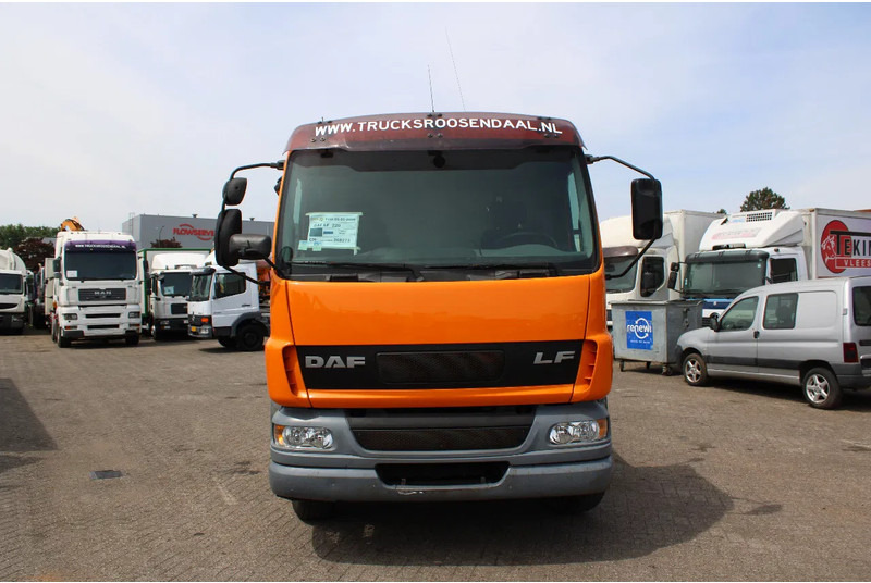 Автовоз вантажівка DAF LF 55.220 + HYDROLIC RAMPS + MANUAL: фото 8 Автовоз вантажівка DAF LF 55.220 + HYDROLIC RAMPS + MANUAL: фото 8