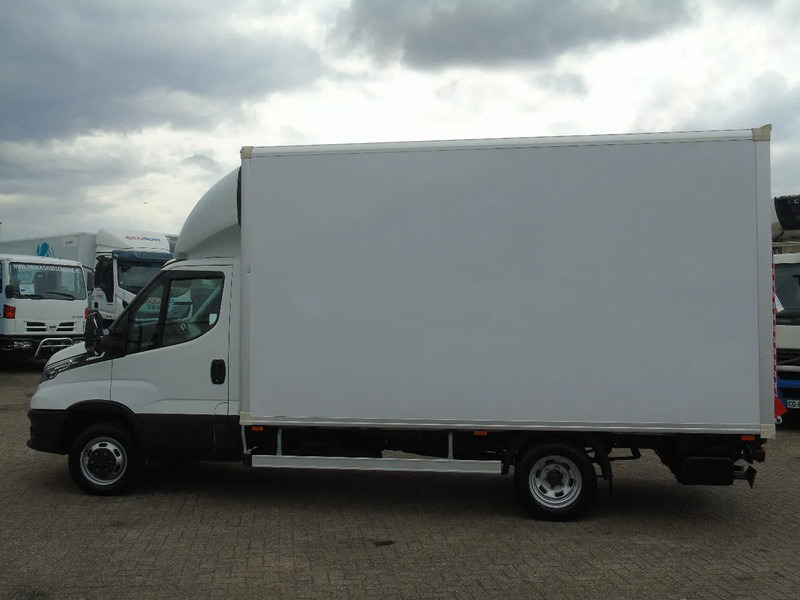 Iveco Daily 40 C18 + LIFT - Фургон з закритим кузовом: фото 3 Iveco Daily 40 C18 + LIFT - Фургон з закритим кузовом: фото 3