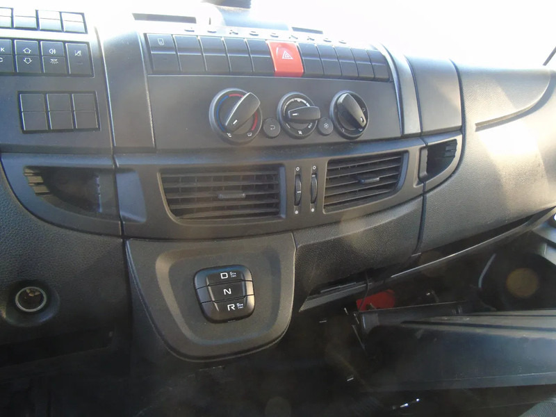 Iveco Eurocargo 120E19 + euro 6 + lift + BROKEN ENGINE - Вантажівка з закритим кузовом: фото 5 Iveco Eurocargo 120E19 + euro 6 + lift + BROKEN ENGINE - Вантажівка з закритим кузовом: фото 5