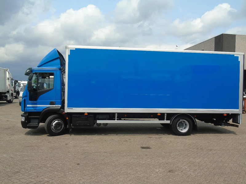 Iveco Eurocargo 120E21 euro 6 + lift + lot in stock - Вантажівка з закритим кузовом: фото 2 Iveco Eurocargo 120E21 euro 6 + lift + lot in stock - Вантажівка з закритим кузовом: фото 2
