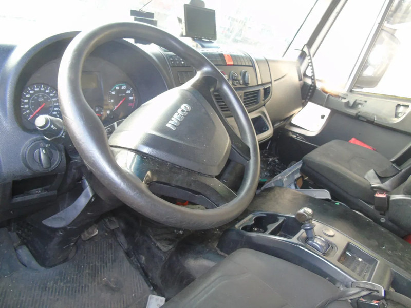 Iveco Eurocargo 120E22 + BROKEN ENGINE + EURO 6 - Вантажівка з закритим кузовом: фото 5 Iveco Eurocargo 120E22 + BROKEN ENGINE + EURO 6 - Вантажівка з закритим кузовом: фото 5