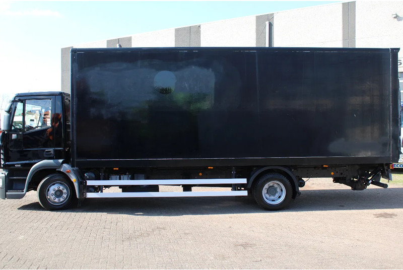 Iveco Eurocargo 120E25 + MANUAL - Вантажівка з закритим кузовом: фото 5 Iveco Eurocargo 120E25 + MANUAL - Вантажівка з закритим кузовом: фото 5