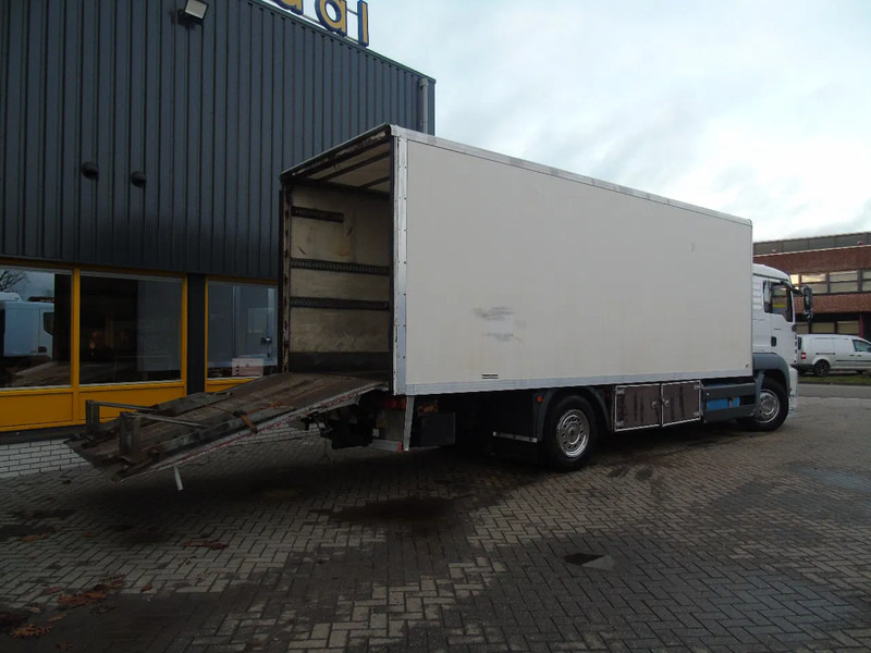 MAN TGA 18.310 + 3T LIFT + NICE TRUCK - Вантажівка з закритим кузовом: фото 3 MAN TGA 18.310 + 3T LIFT + NICE TRUCK - Вантажівка з закритим кузовом: фото 3