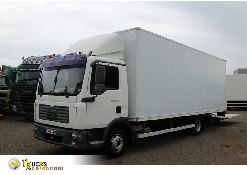 MAN TGL 12.210 + LIFT + MANUAL - Вантажівка з закритим кузовом: фото 1 MAN TGL 12.210 + LIFT + MANUAL - Вантажівка з закритим кузовом: фото 1