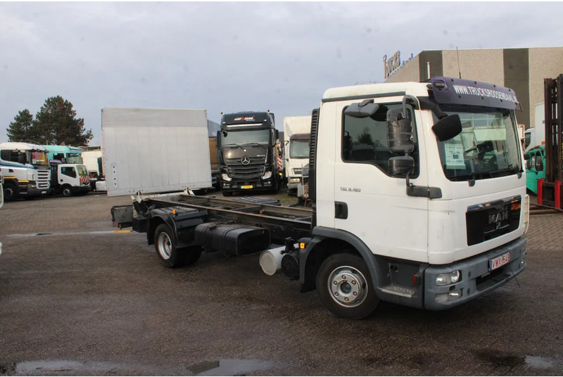 MAN TGL 8.180 + Euro 5 + Dhollandia LIFT - Вантажівка шасі: фото 4 MAN TGL 8.180 + Euro 5 + Dhollandia LIFT - Вантажівка шасі: фото 4