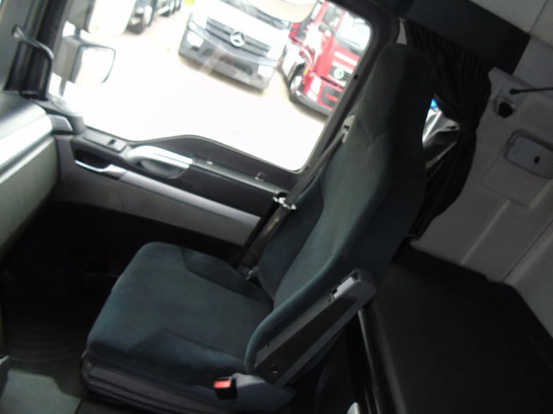 Вантажівка з закритим кузовом MAN TGM 12.250 + EURO 6 + LIFT: фото 10 Вантажівка з закритим кузовом MAN TGM 12.250 + EURO 6 + LIFT: фото 10