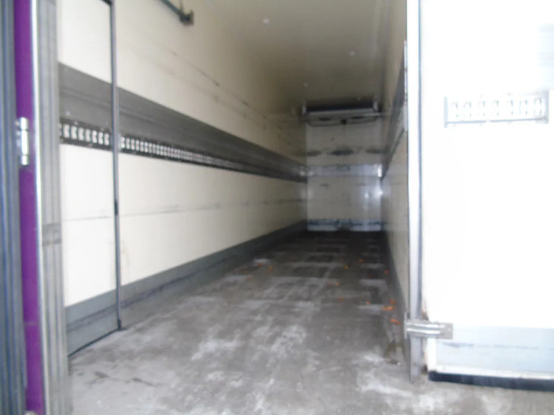 Mercedes-Benz Antos 1924 + EURO 6 + CARRIER 950 MT - Рефрижератор вантажівка: фото 4 Mercedes-Benz Antos 1924 + EURO 6 + CARRIER 950 MT - Рефрижератор вантажівка: фото 4