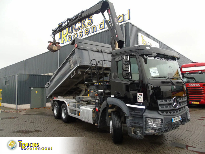 Mercedes-Benz Arocs 2643 + HIAB HIDUO 188B-3 + 6X4 + 3 SIDE TIPPER + REMOTE - Самоскид вантажівка, Вантажівка з маніпулятором: фото 1 Mercedes-Benz Arocs 2643 + HIAB HIDUO 188B-3 + 6X4 + 3 SIDE TIPPER + REMOTE - Самоскид вантажівка, Вантажівка з маніпулятором: фото 1
