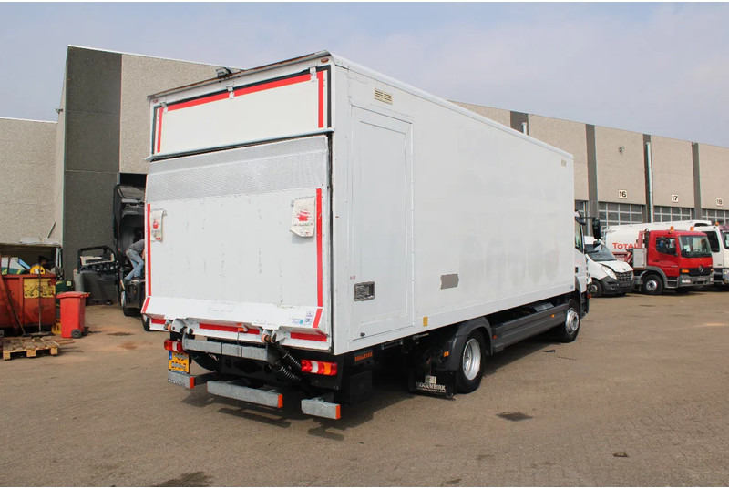 Mercedes-Benz Atego 1323 + EURO 6 + LIFT - Вантажівка з закритим кузовом: фото 2 Mercedes-Benz Atego 1323 + EURO 6 + LIFT - Вантажівка з закритим кузовом: фото 2