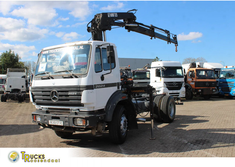 Mercedes-Benz SK 2024 + HIAB 125 + MANUAL - Вантажівка з маніпулятором: фото 1 Mercedes-Benz SK 2024 + HIAB 125 + MANUAL - Вантажівка з маніпулятором: фото 1