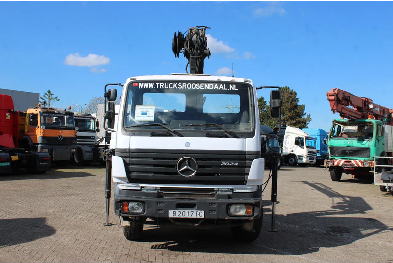 Mercedes-Benz SK 2024 + HIAB 125 + MANUAL - Вантажівка з маніпулятором: фото 2 Mercedes-Benz SK 2024 + HIAB 125 + MANUAL - Вантажівка з маніпулятором: фото 2