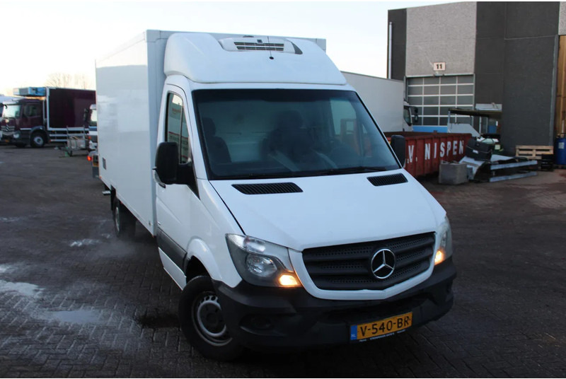 Mercedes-Benz Sprinter 316 + THERMO KING - Фургон-рефрижератор: фото 3 Mercedes-Benz Sprinter 316 + THERMO KING - Фургон-рефрижератор: фото 3