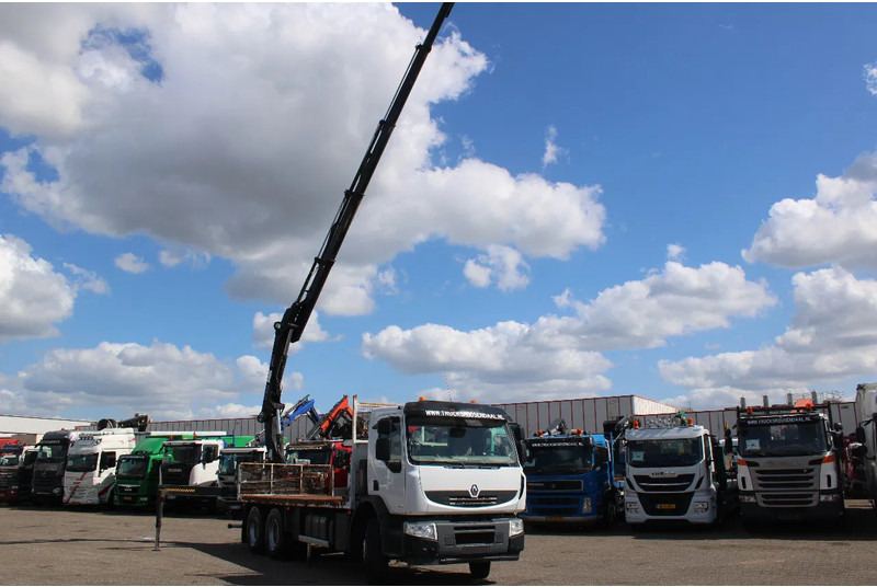 Renault Kerax 370 + HIAB 166-4 HIDRUO + 6X4 + MANUAL + SPRING + REMOTE + EURO 5 + 6X4 - Вантажівка з маніпулятором: фото 2 Renault Kerax 370 + HIAB 166-4 HIDRUO + 6X4 + MANUAL + SPRING + REMOTE + EURO 5 + 6X4 - Вантажівка з маніпулятором: фото 2