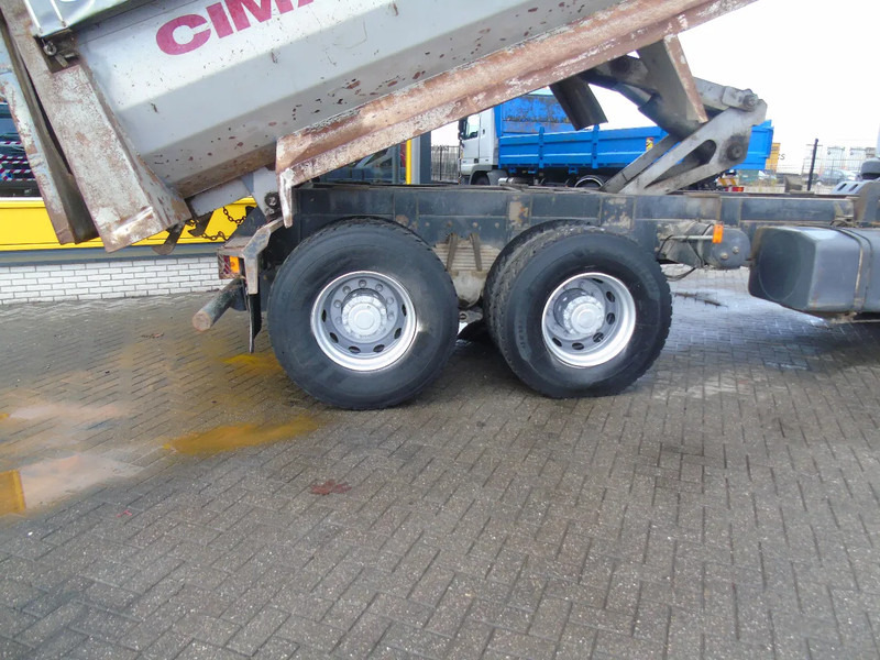 Renault Kerax 420 DCI + MANUAL + SPRING + 6X4 + PERFECT - Самоскид вантажівка: фото 3 Renault Kerax 420 DCI + MANUAL + SPRING + 6X4 + PERFECT - Самоскид вантажівка: фото 3