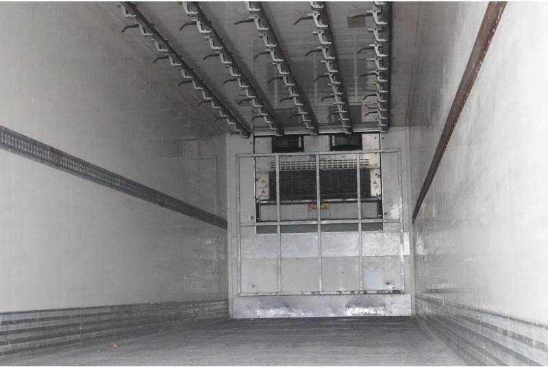 Renders MEAT + 3x BPW + CARRIER - Рефрижератор напівпричіп: фото 4 Renders MEAT + 3x BPW + CARRIER - Рефрижератор напівпричіп: фото 4