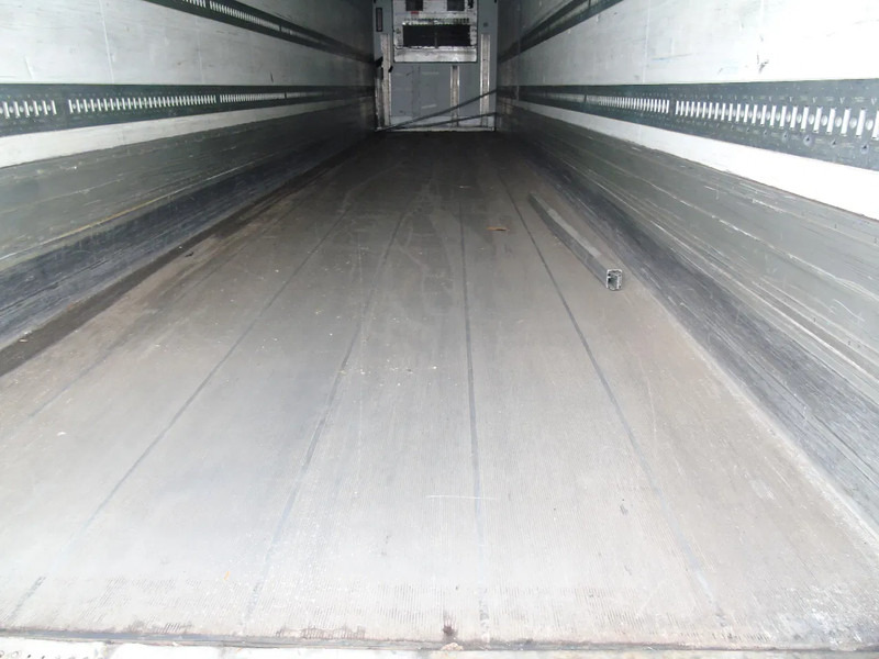 Schmitz Cargobull + CARRIER VECTOR 1950 + LIFT + APK 07-26 - Рефрижератор напівпричіп: фото 4 Schmitz Cargobull + CARRIER VECTOR 1950 + LIFT + APK 07-26 - Рефрижератор напівпричіп: фото 4