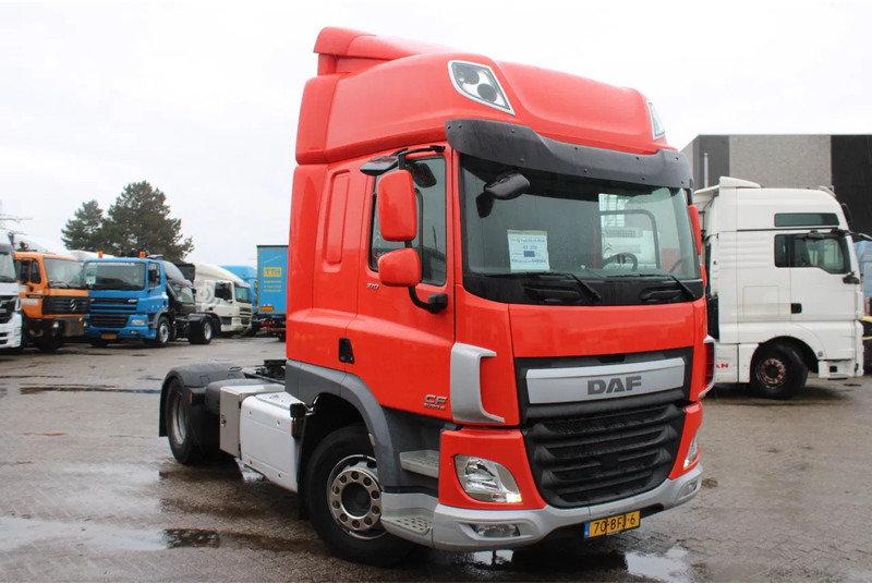 DAF CF 370 + EURO 6 + NICE TRUCK - Тягач: фото 3 DAF CF 370 + EURO 6 + NICE TRUCK - Тягач: фото 3