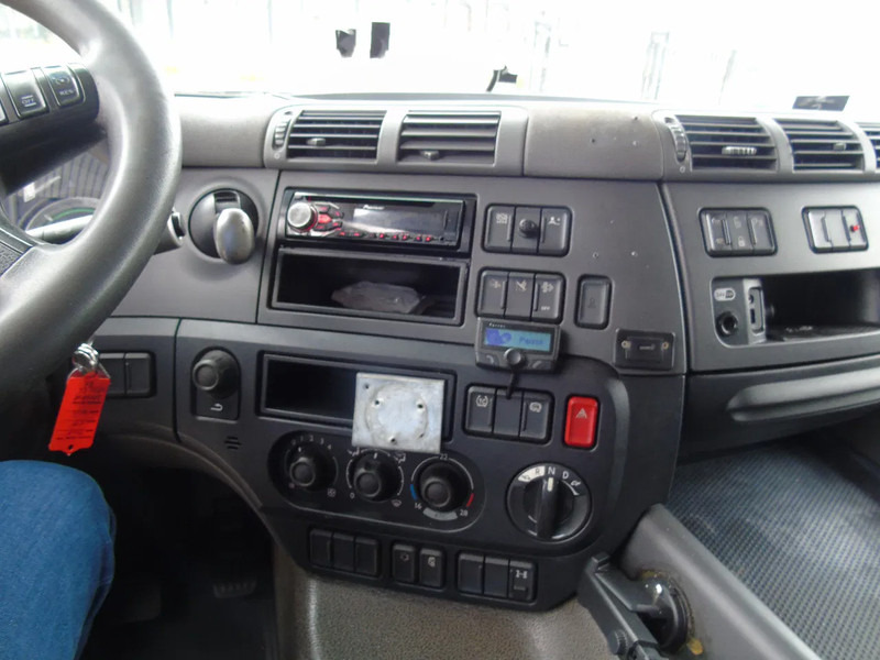Тягач DAF CF 400: фото 19