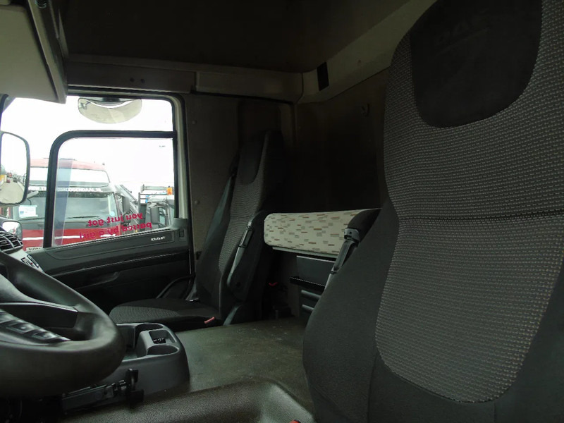 Тягач DAF CF 400: фото 15