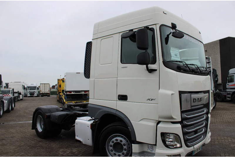 DAF XF 480 + retarder + EURO 6 + adr - Тягач: фото 2 DAF XF 480 + retarder + EURO 6 + adr - Тягач: фото 2