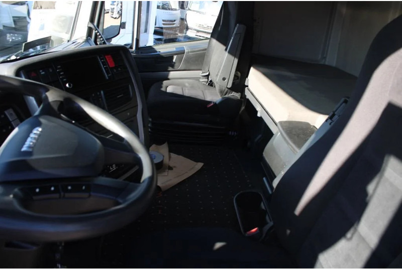 Iveco Stralis 460 + Euro 6+ADR +9 TONS VOORAS - Тягач: фото 4 Iveco Stralis 460 + Euro 6+ADR +9 TONS VOORAS - Тягач: фото 4