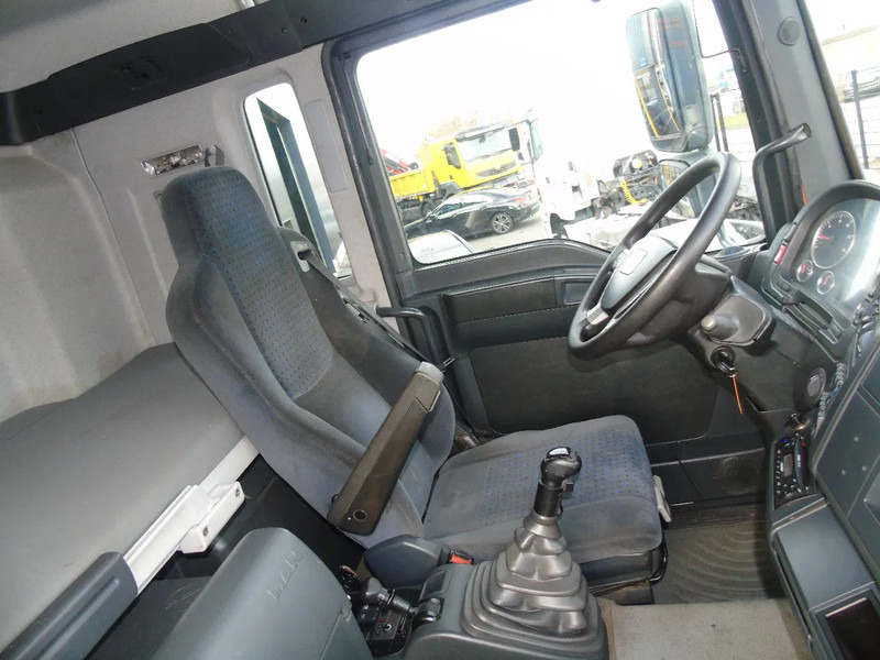 Тягач MAN TGA 41.430 + HIAB 800 6x + 5x JIB WINCH + 8X4 + REMOTE: фото 19 Тягач MAN TGA 41.430 + HIAB 800 6x + 5x JIB WINCH + 8X4 + REMOTE: фото 19