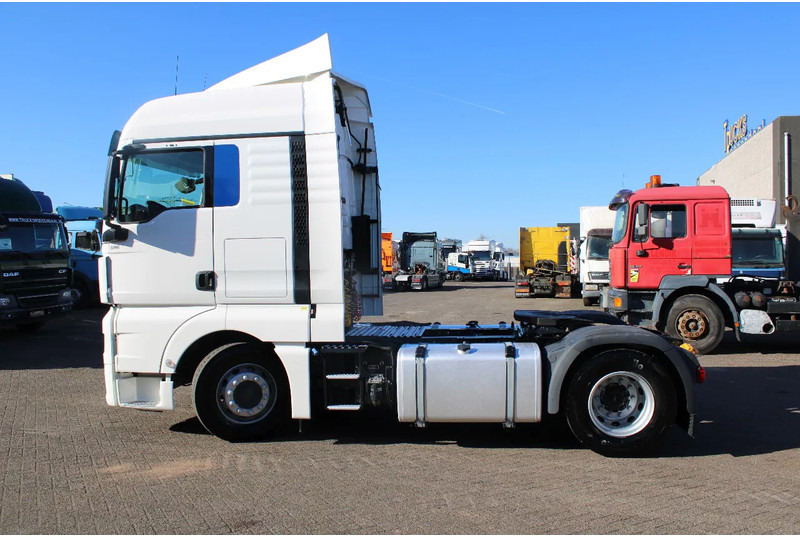 MAN TGX 19.420 + SPOILER - Тягач: фото 3 MAN TGX 19.420 + SPOILER - Тягач: фото 3