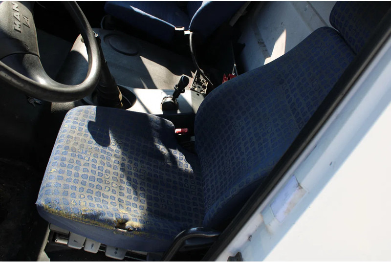 Вантажівка MAN TGL 17.240 + 3PERSON + MANUAL: фото 10 Вантажівка MAN TGL 17.240 + 3PERSON + MANUAL: фото 10