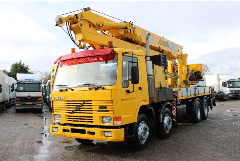 Volvo FL10 8X4 + GROMACH 34 mtr. + EURO 2 - Вантажівка з маніпулятором: фото 2 Volvo FL10 8X4 + GROMACH 34 mtr. + EURO 2 - Вантажівка з маніпулятором: фото 2