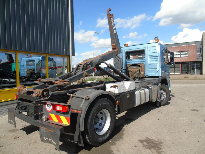 Volvo FM 340 + MANUAL + 19T - Гаковий мультиліфт вантажівка: фото 3 Volvo FM 340 + MANUAL + 19T - Гаковий мультиліфт вантажівка: фото 3