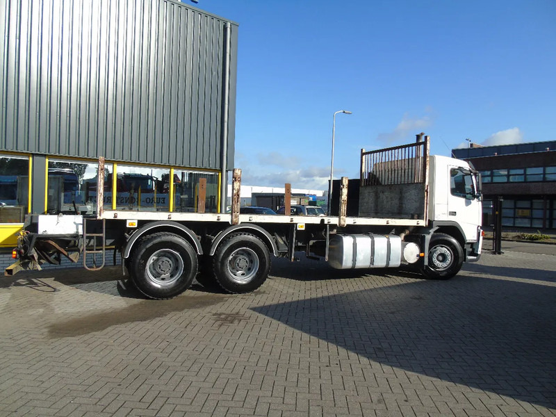 Volvo FM 420 + 6x4 + steel big axle + manual - Бортова вантажівка/ Платформа: фото 3 Volvo FM 420 + 6x4 + steel big axle + manual - Бортова вантажівка/ Платформа: фото 3