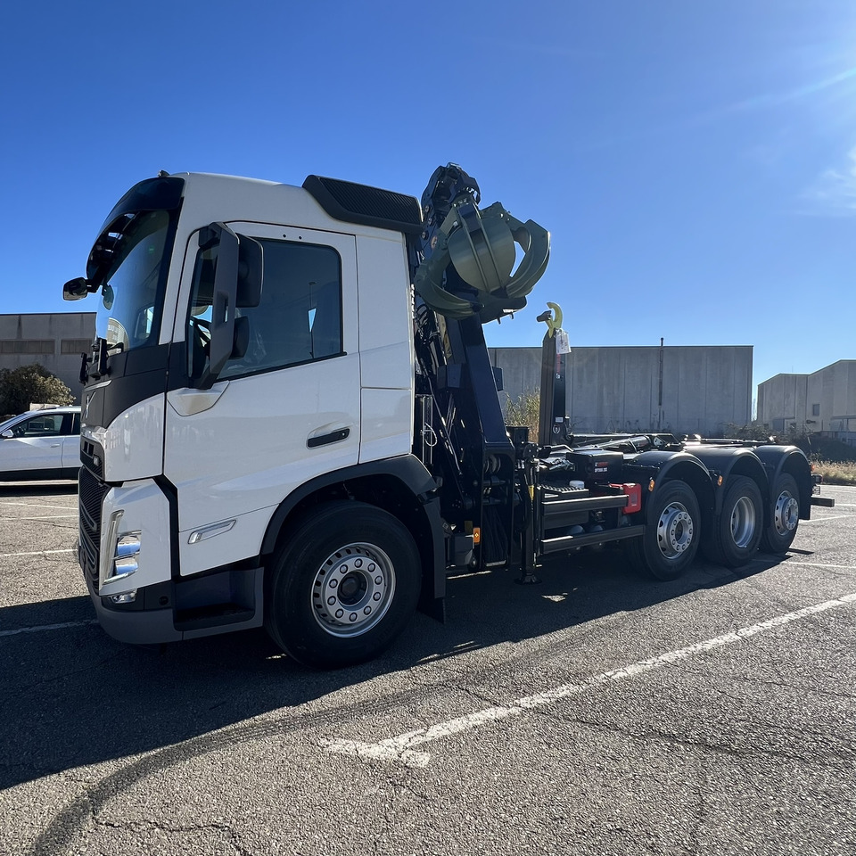 CAMIÓN VOLVO FM - Вантажівка з маніпулятором: фото 1 CAMIÓN VOLVO FM - Вантажівка з маніпулятором: фото 1