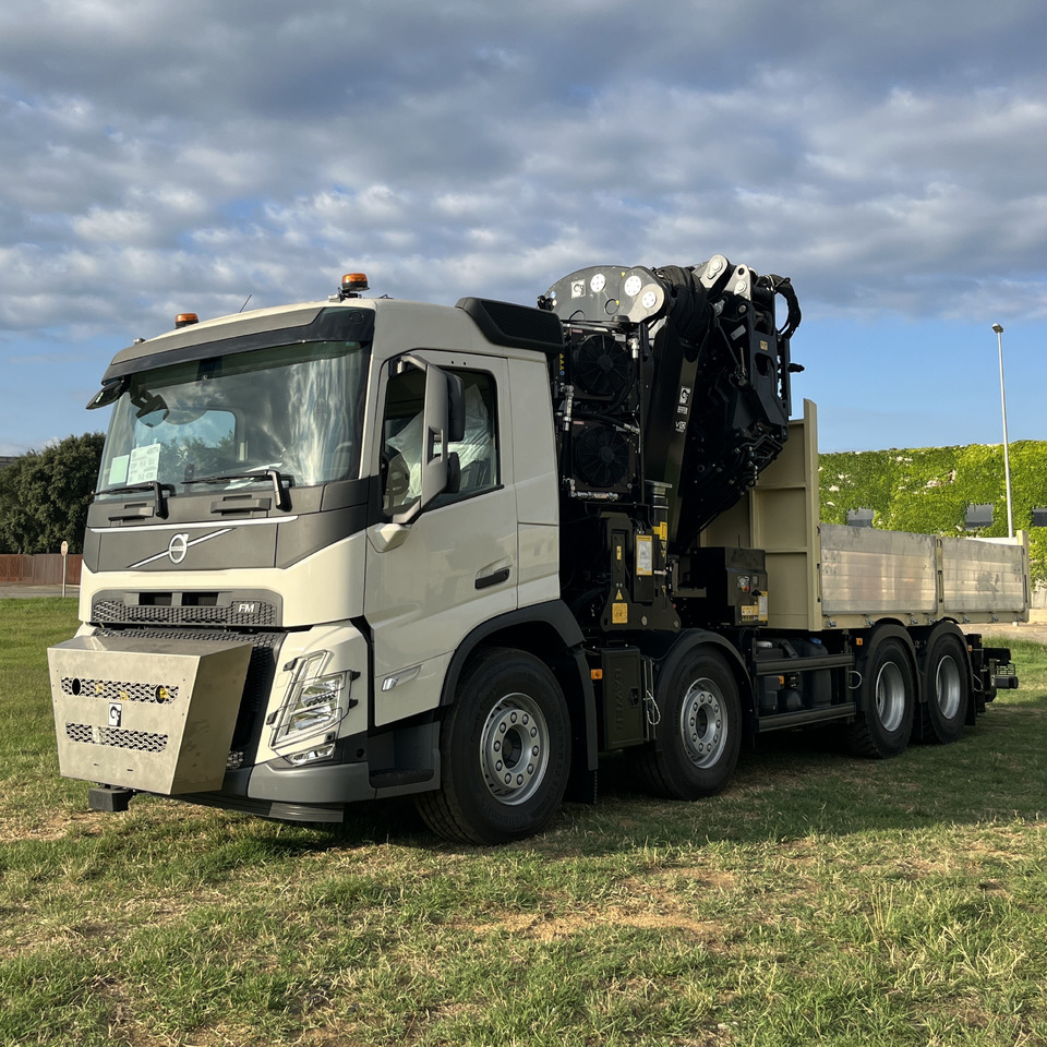 Volvo FM84RF3A - Бортова вантажівка/ Платформа, Вантажівка з маніпулятором: фото 1 Volvo FM84RF3A - Бортова вантажівка/ Платформа, Вантажівка з маніпулятором: фото 1