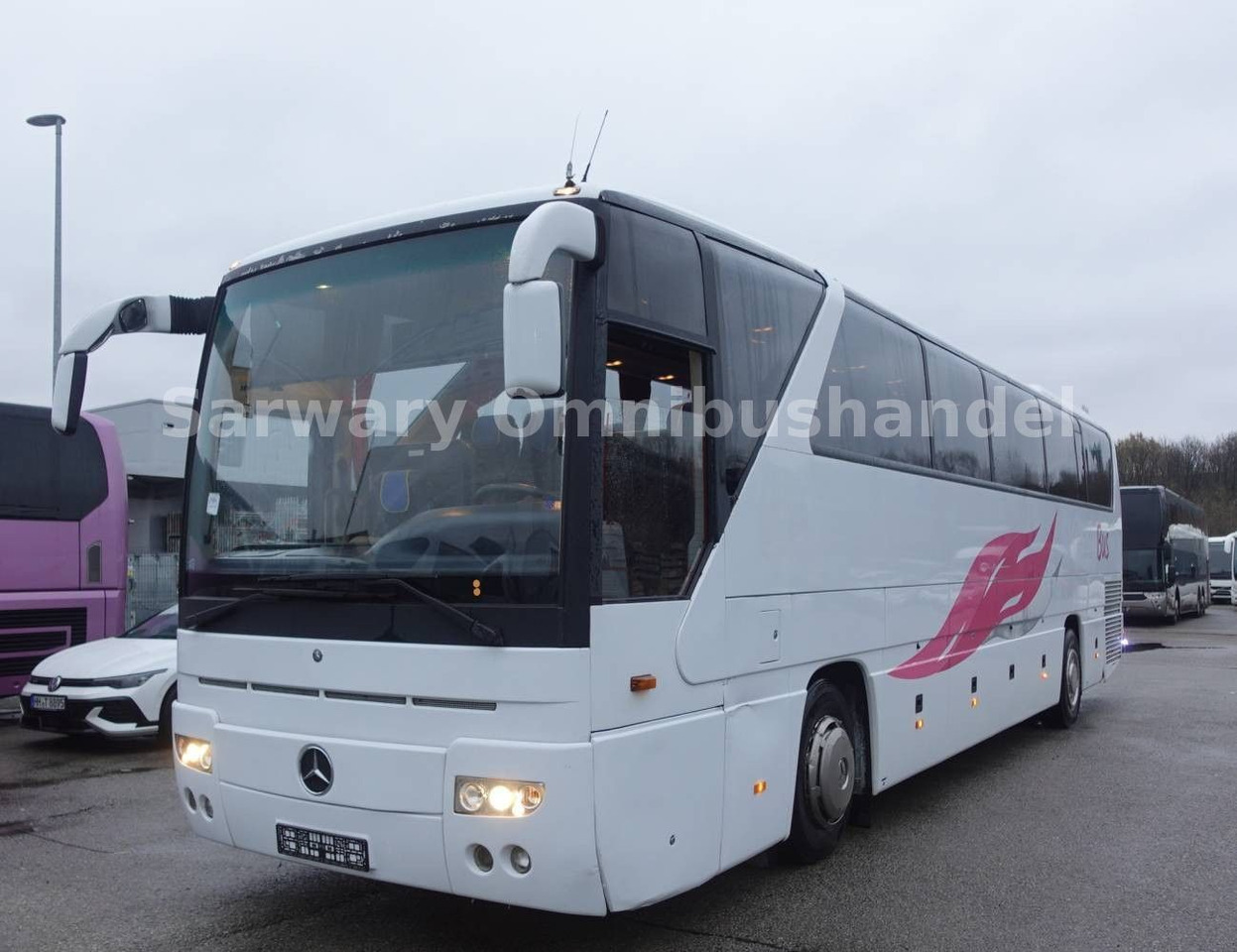 Mercedes-Benz 350 Tourismo 15 RHD*V8*404*55-Sitze*Klima*6-Gang - Туристичний автобус: фото 2 Mercedes-Benz 350 Tourismo 15 RHD*V8*404*55-Sitze*Klima*6-Gang - Туристичний автобус: фото 2
