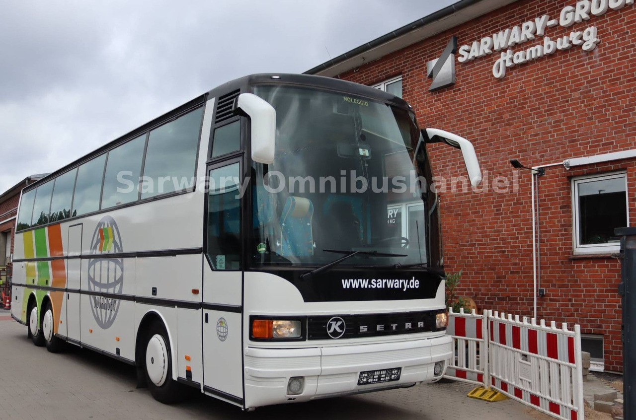 Setra 215 HDH*41 Sitze*VIP*8 Gang*Klima*WC*TV*Clubecke - Туристичний автобус: фото 1 Setra 215 HDH*41 Sitze*VIP*8 Gang*Klima*WC*TV*Clubecke - Туристичний автобус: фото 1