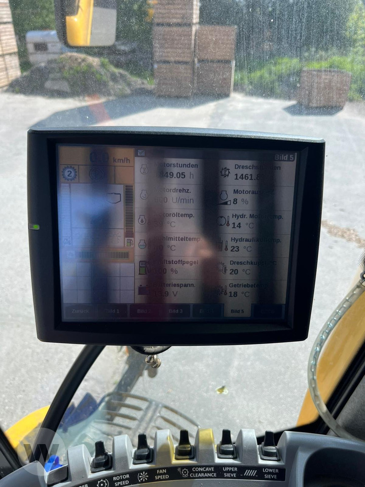 Зернозбиральний комбайн New Holland CR 8080: фото 8