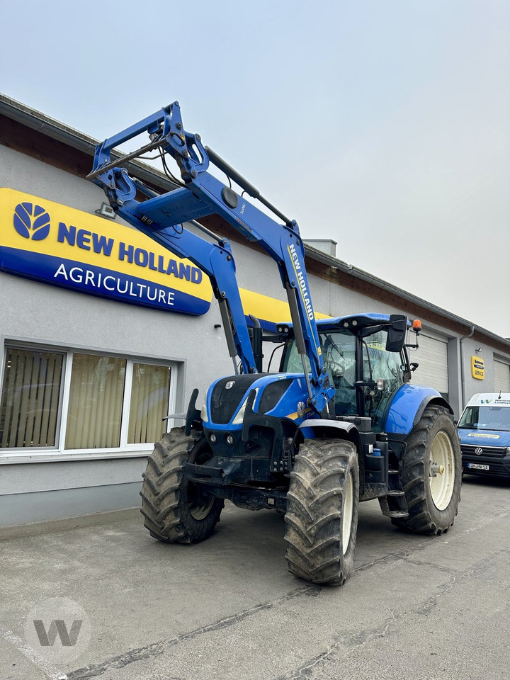 New Holland T 7.195 S - Трактор: фото 1 New Holland T 7.195 S - Трактор: фото 1