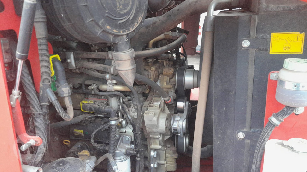 Schäffer 8600 Z - Компактний фронтальний навантажувач: фото 5 Schäffer 8600 Z - Компактний фронтальний навантажувач: фото 5