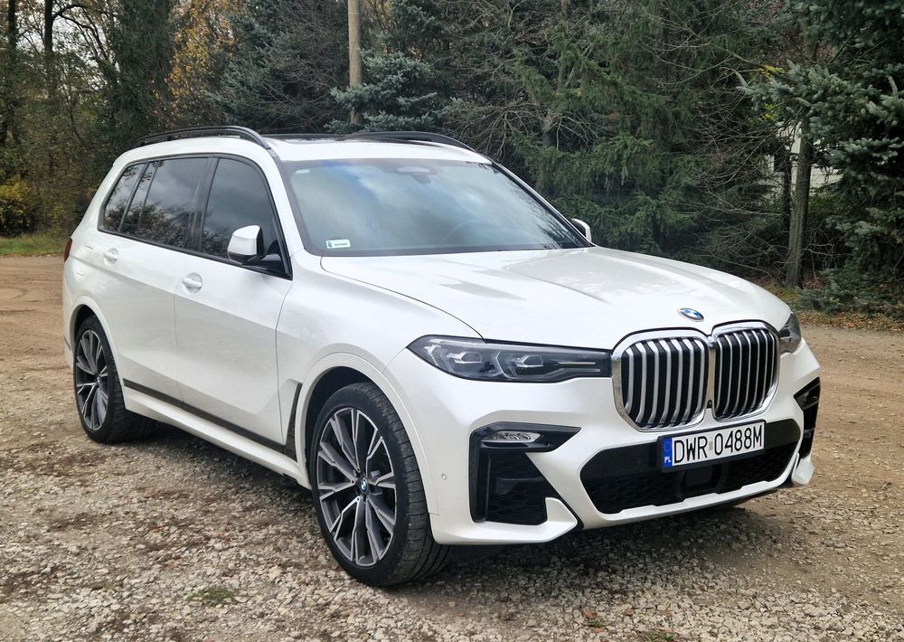 BMW X7 M50i sport - Позашляховик: фото 1 BMW X7 M50i sport - Позашляховик: фото 1