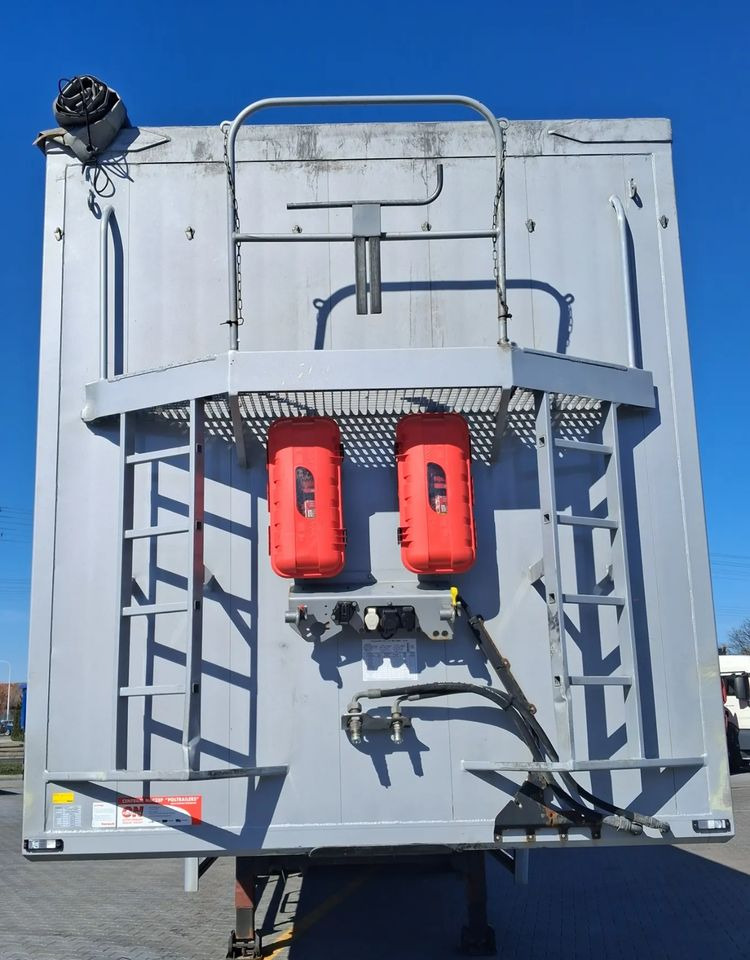 Reisch Ruchoma Podłoga 8mm - З рухомою підлогою напівпричіп: фото 3 Reisch Ruchoma Podłoga 8mm - З рухомою підлогою напівпричіп: фото 3